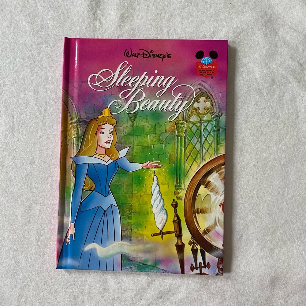 Vintage Sleeping Beauty 1995 Book (NEW CONDITION!)